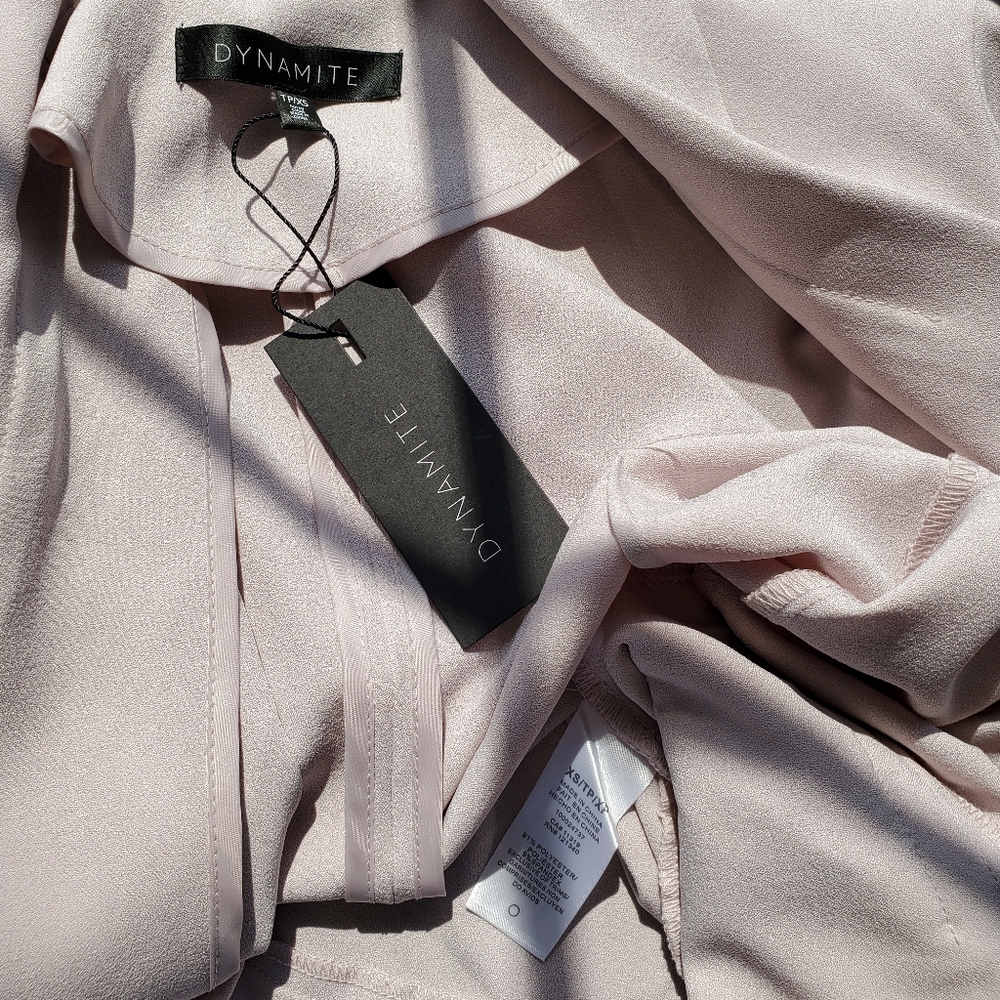 🆕️DYNAMITE Light Blazer - Picture 7 of 8